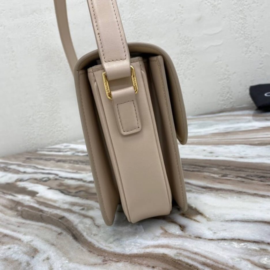 CELINE CLASSIQUE TRIOMPHE BAG IN CALFSKIN