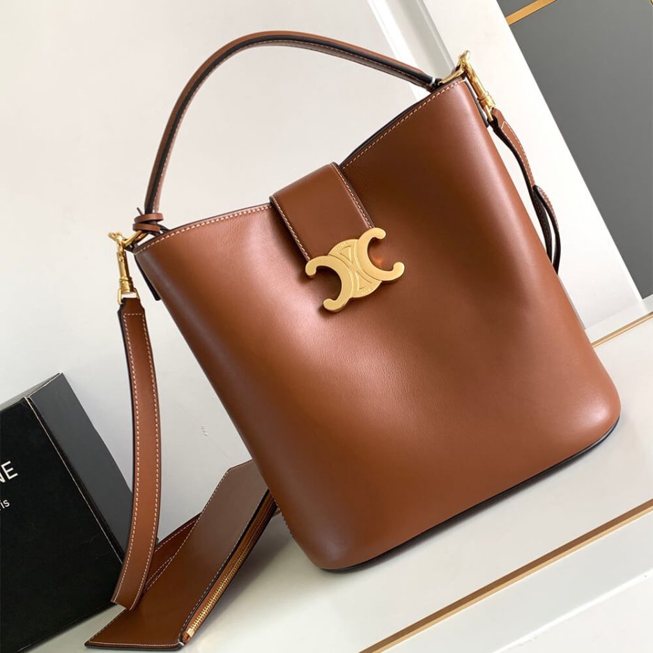 CELINE MEDIUM LOUISE BAG in SMOOTH CALFSKIN