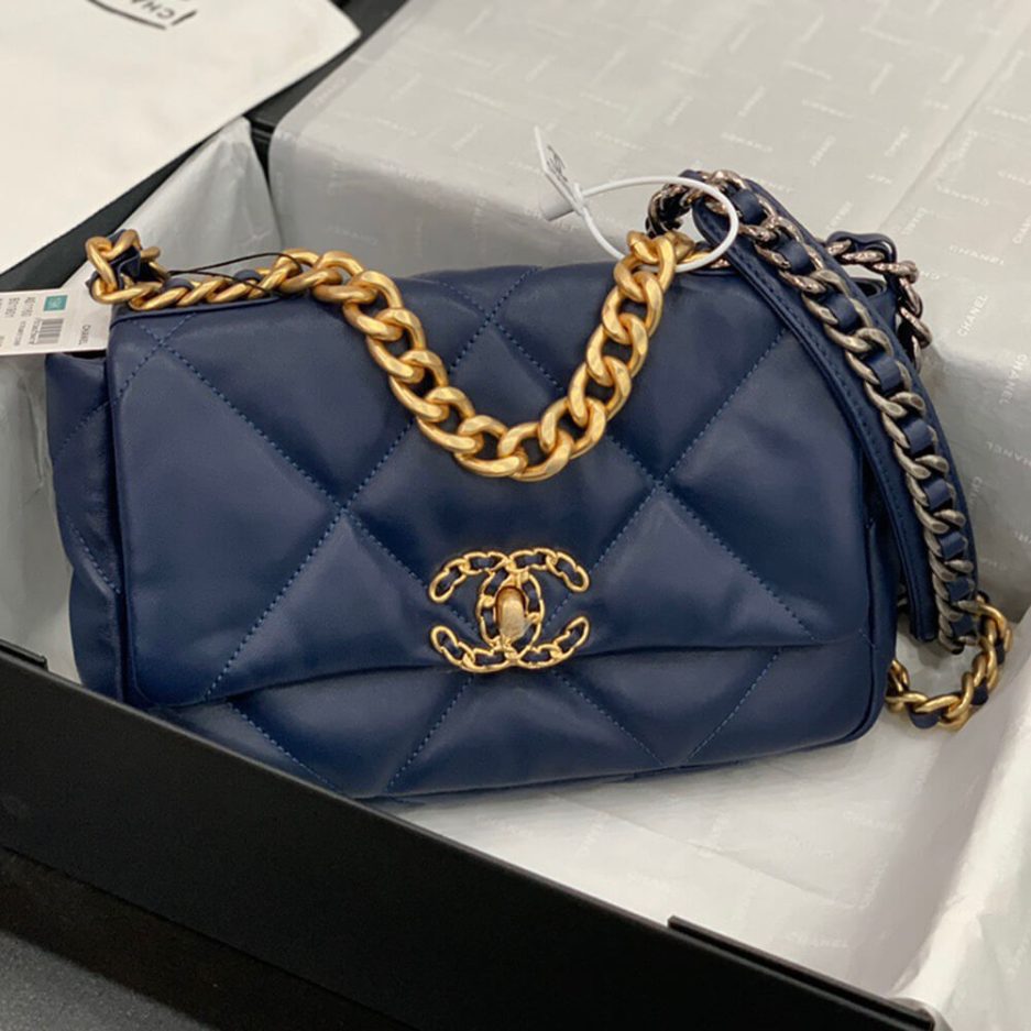 CHANEL 19 HANDBAG