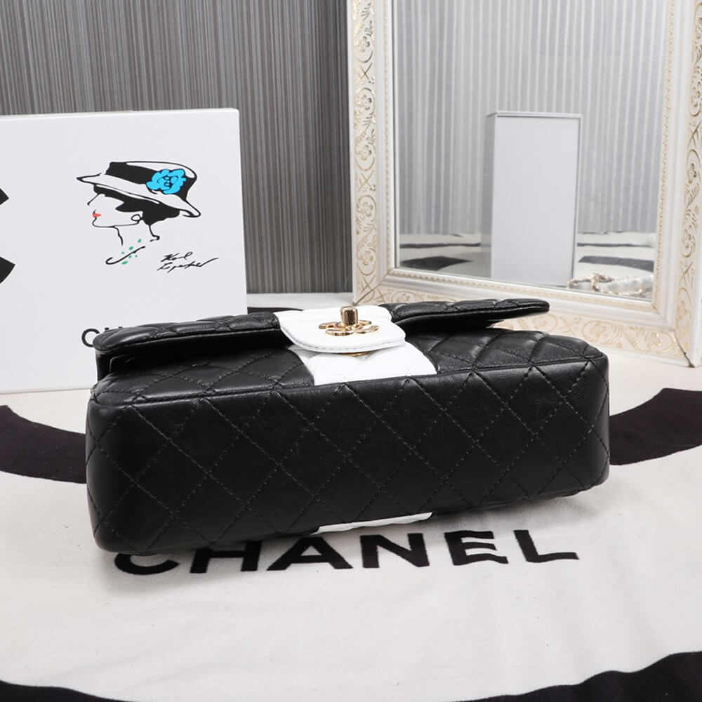 CHANEL CLASSIC HANDBAG