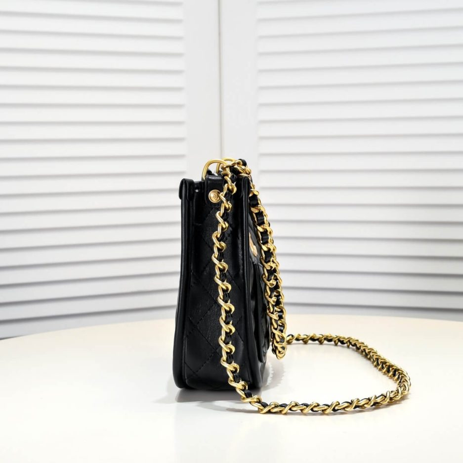 CHANEL HOBO HANDBAG