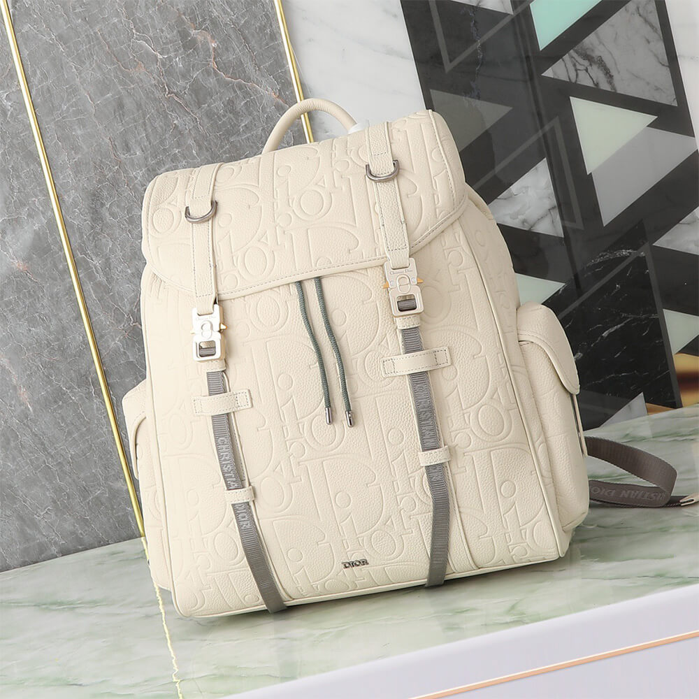 Dior Hit the Road Backpack with Flap(high-end grade)