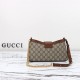 GG PADLOCK SMALL SHOULDER BAG