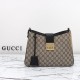 PADLOCK GG MEDIUM SHOULDER BAG