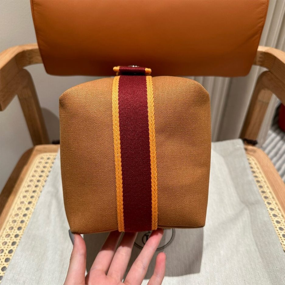 Hermes toiletery bag