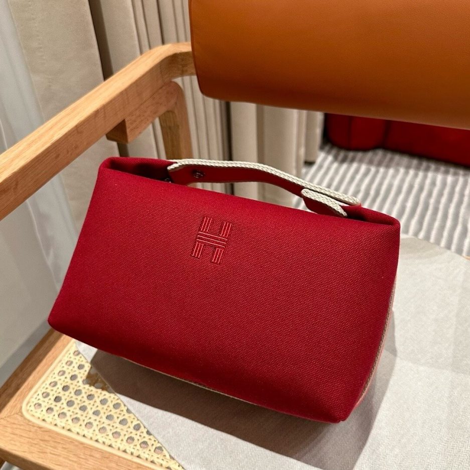 Hermes toiletery bag