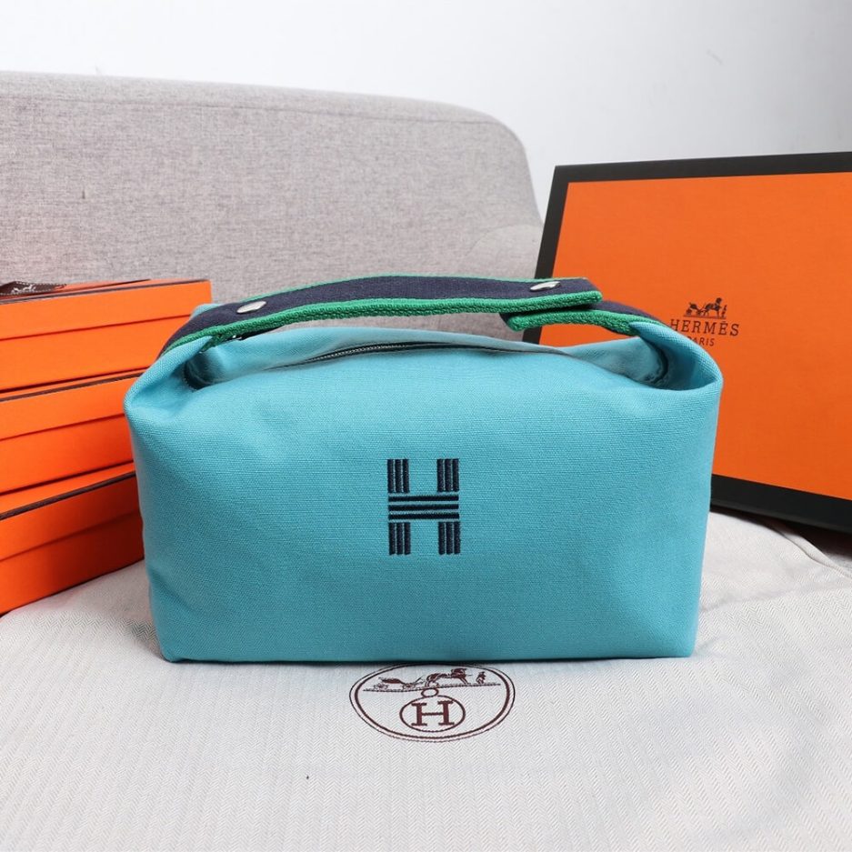 Hermes toiletery bag