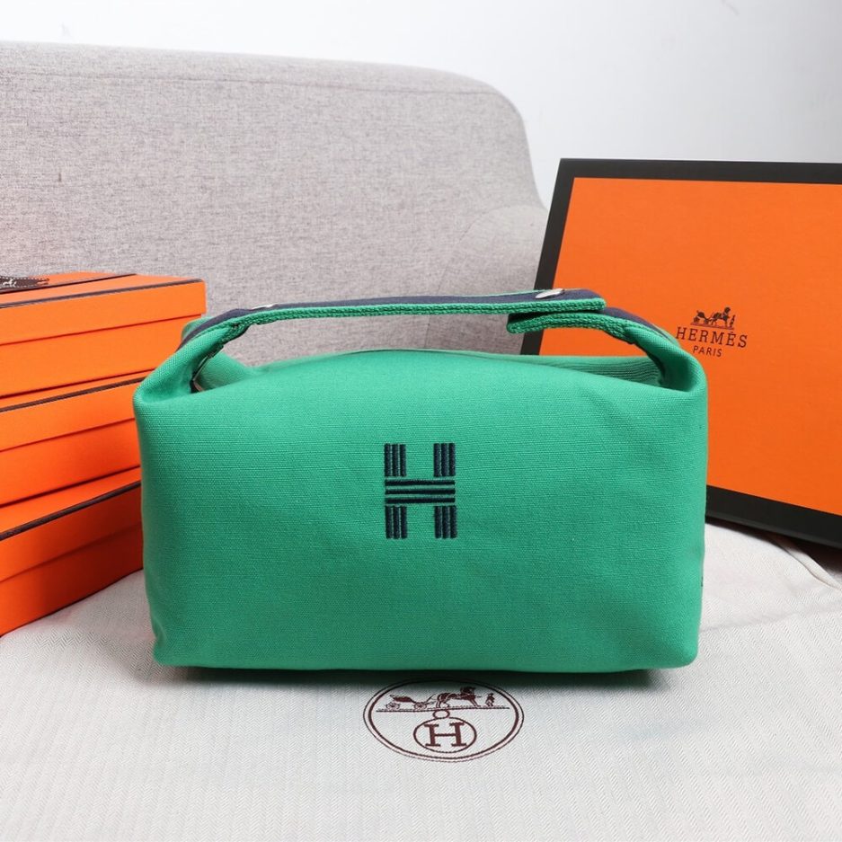 Hermes toiletery bag