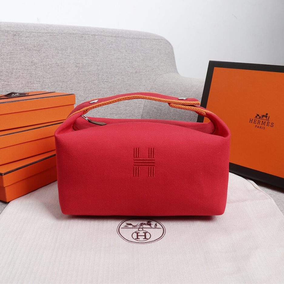 Hermes toiletery bag