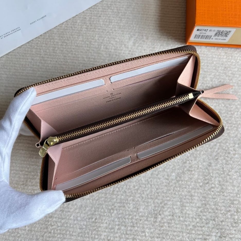 LV Clémence Wallet