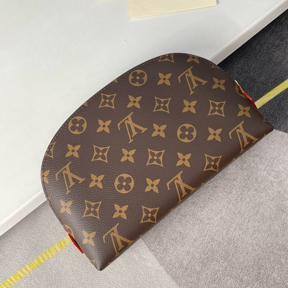 LV Cosmetic Pouch MM