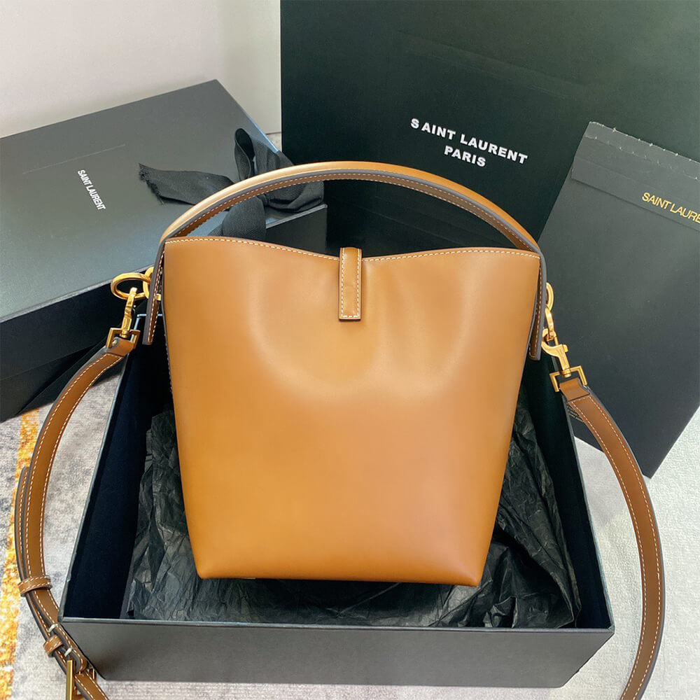 YSL LE 37 small in shiny leather