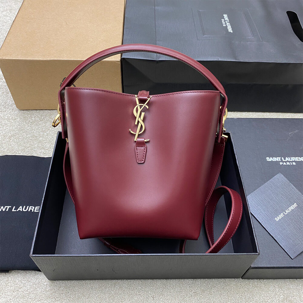 YSL LE 37 small in shiny leather